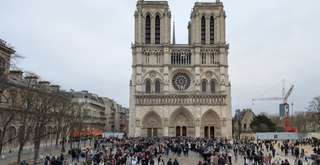 Nhà thờ Đức Bà Paris: Nơi kiến trúc và lịch sử giao thoa, Traveloka VN