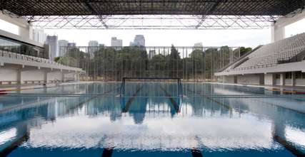 9 Kolam Renang Indoor Jakarta Terbaik: Nyaman Berenang Tanpa Khawatir Cuaca, Xperience Team