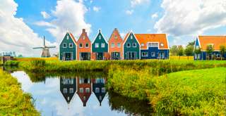 Wisata Volendam, Desa Nelayan Cantik di Belanda yang Wajib Dikunjungi, Xperience Team