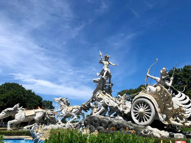 Patung Ksatria Gatotkaca