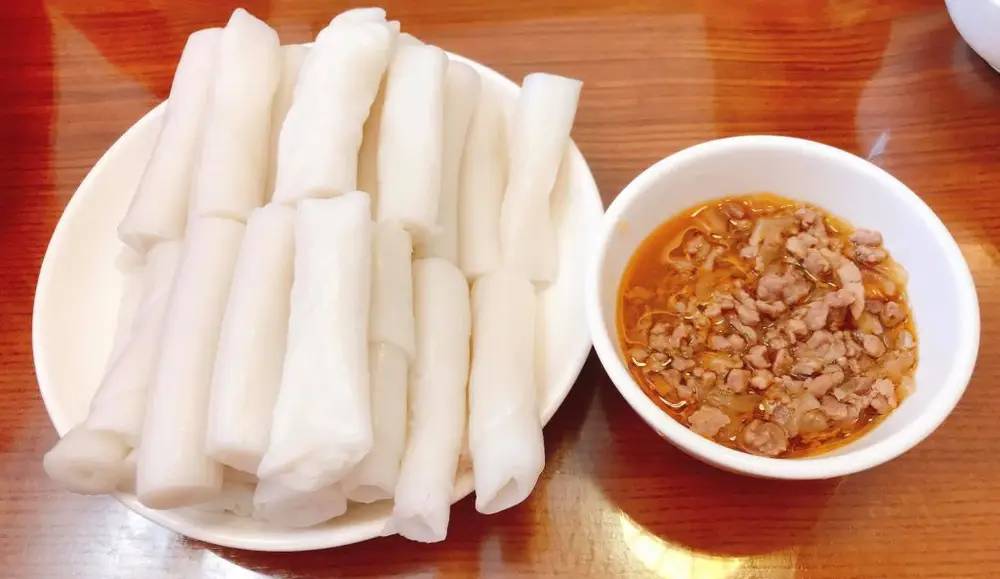 Bánh gật gù mềm dẻo | Bản đồ du lịch Hạ Long