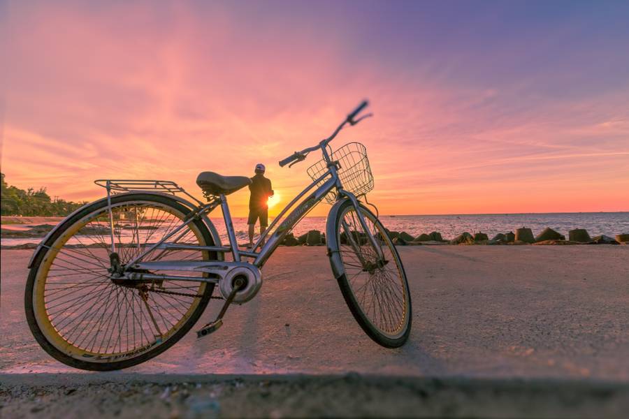 Khung cảnh tuyệt đẹp lúc hoàng hôn tại bãi đá Ông Địa | Bản đồ du lịch Phan Thiết