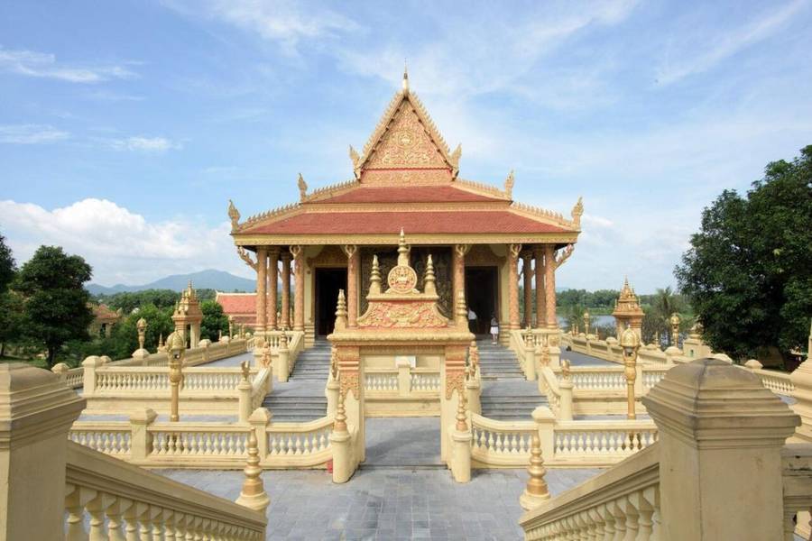 Làng văn hóa các dân tộc Việt Nam