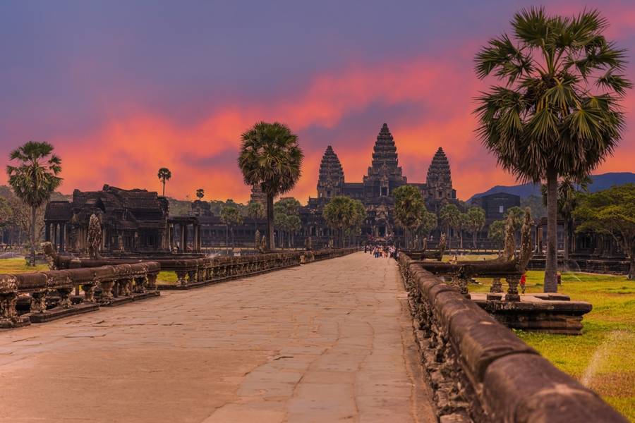 Bình minh ló dạng ở Đền Angkor Wat | Raya và rồng thần cuối cùng