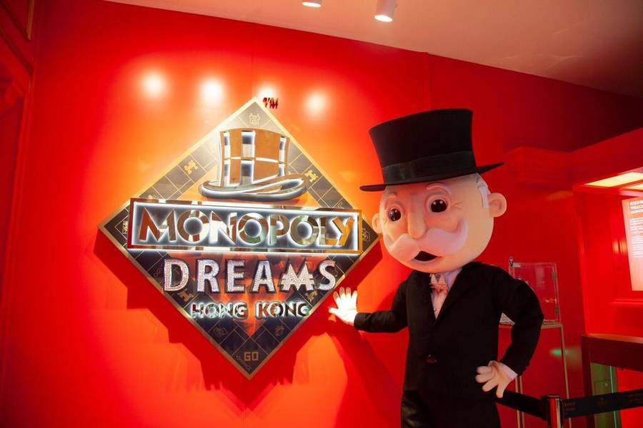 Theo review Monopoly Dreams Hong Kong, đây là địa điểm lý tưởng để du khách nhập vai và trải nghiệm cuộc sống xa hoa