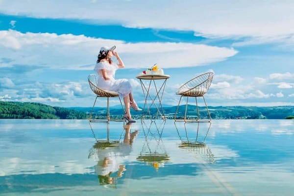 Khung cảnh hồ trên mây Đà Lạt đẹp hư ảo | Tà Nung