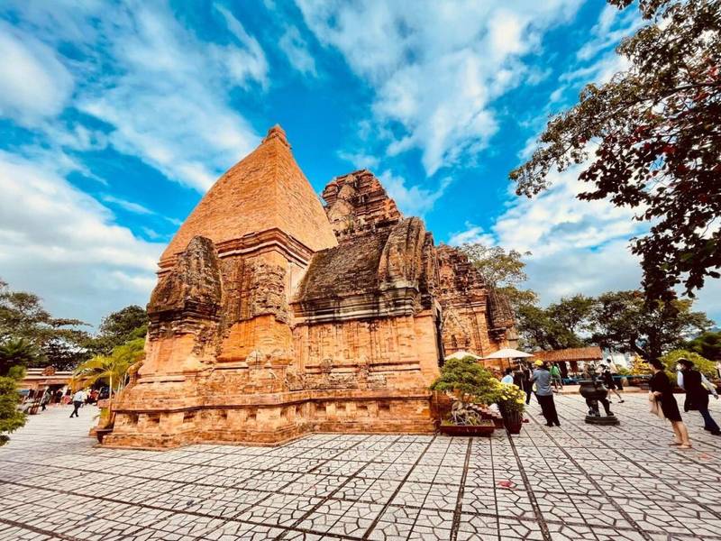 Tháp Bà Ponagar