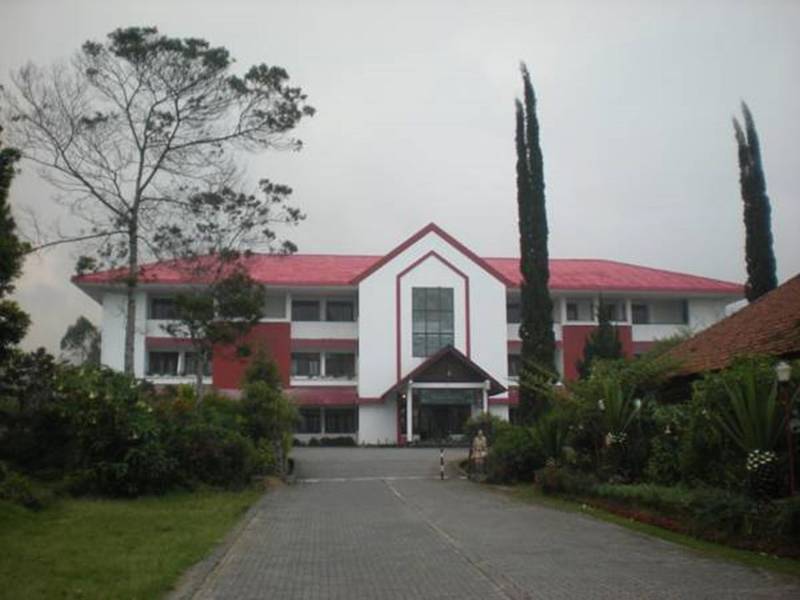 Dieng Kledung Pass Hotel