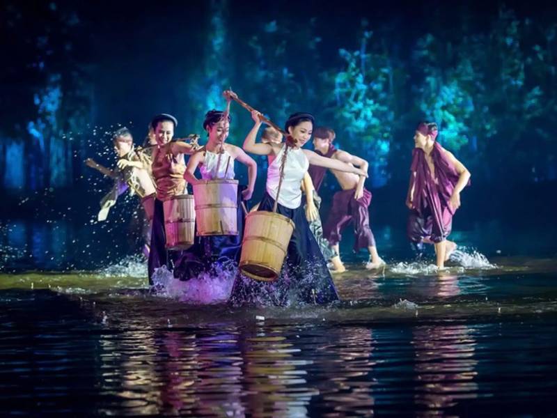 Show diễn Tinh Hoa Bắc Bộ | 30/4 nên đi đâu quanh Hà Nội