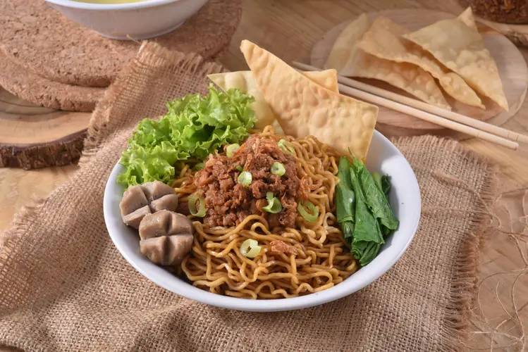 Mie ayam bakso