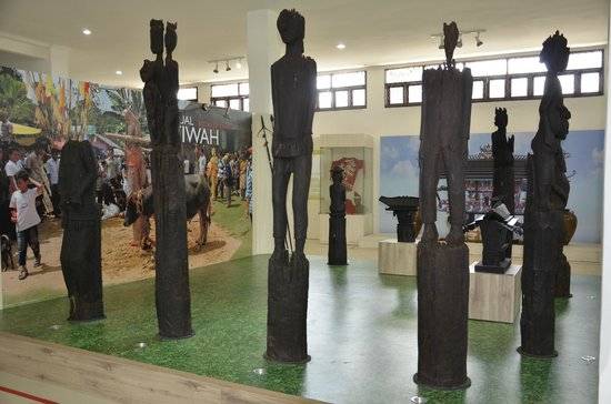 Museum Balanga dengan koleksi sejarah dan arkeologi