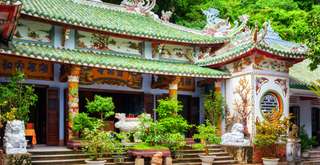 Chùa Linh Ứng Ngũ Hành Sơn: Tuyệt tác cổ tự giữa lòng Đà Nẵng, Traveloka VN