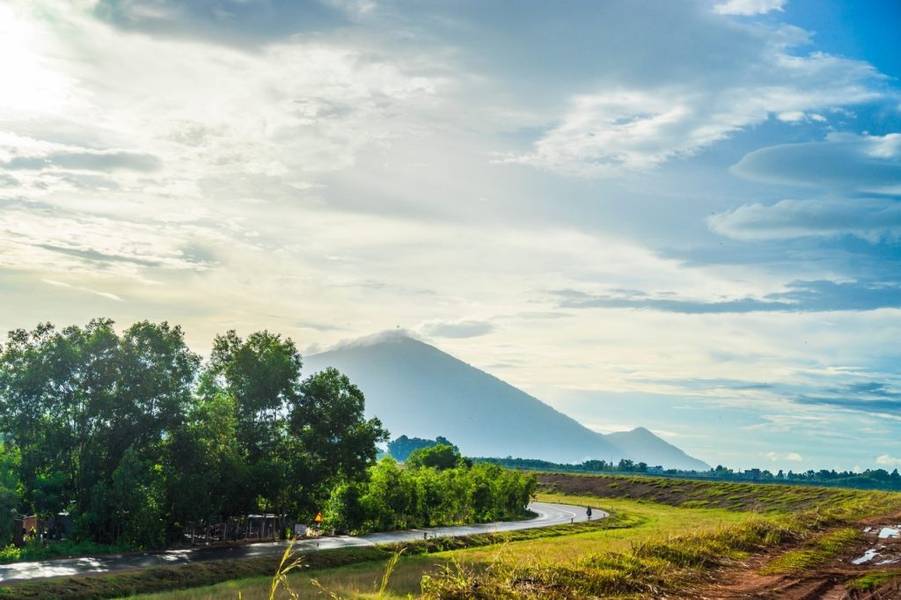 Mùa khô là thời điểm hoàn hảo để khám phá cửa khẩu Mộc Bài và du lịch Tây Ninh