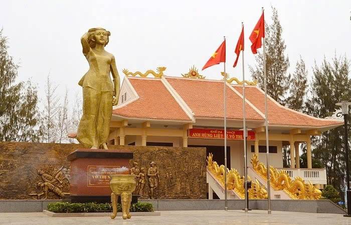 Nhà tưởng niệm Anh hùng liệt sĩ Võ Thị Sáu. | Du lịch 30/4 ở đâu miền Nam