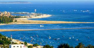 Kinh nghiệm du lịch Phan Rang: Chinh phục vẻ đẹp hoang sơ miền biển nắng, Traveloka VN