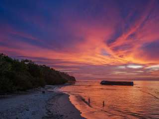10 Tempat Wisata di Cirebon yang Hits dan Populer, Mas Bellboy