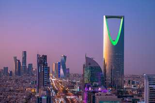 Cara Membuat Visa Arab Saudi untuk WNI 2026: Jenis, Syarat, Biaya, dan Cara Apply, Travel Bestie