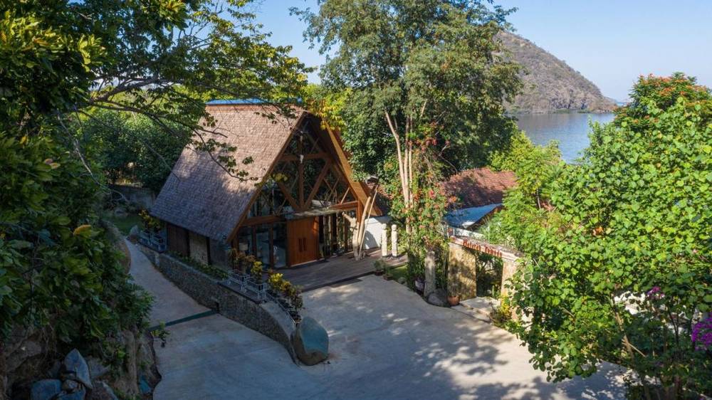 Plataran Komodo Resort and Spa