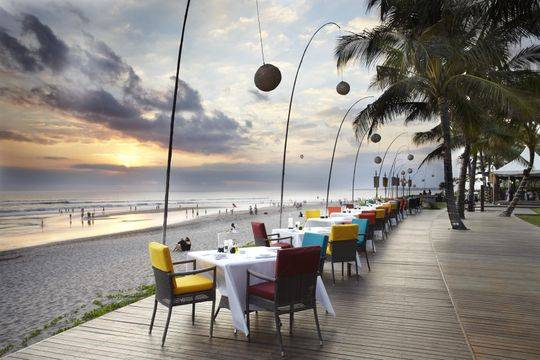 The Samaya Bali Seminyak akses pantai seminyak
