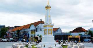 8 Resto Keluarga di Jogja Terbaik yang Wajib Dikunjungi, Xperience Team