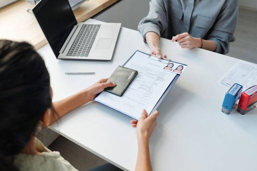 Đi du lịch châu Âu cần chuẩn bị những gì? Bạn cần xin visa trước khi đi