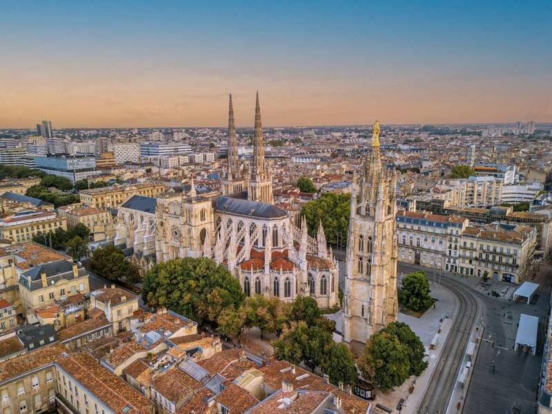 Bordeaux được coi là thủ phủ rượu vang của Pháp