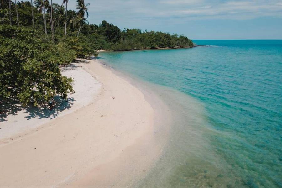 Koh Chang là hòn đảo nổi tiếng với vẻ đẹp nguyên sơ và bình yên