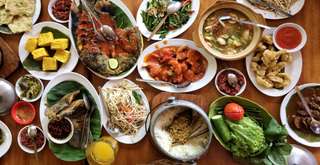 Tempat Makan di Grand Wisata Restoran dan Cafe Favorit untuk Semua Selera, Xperience Team