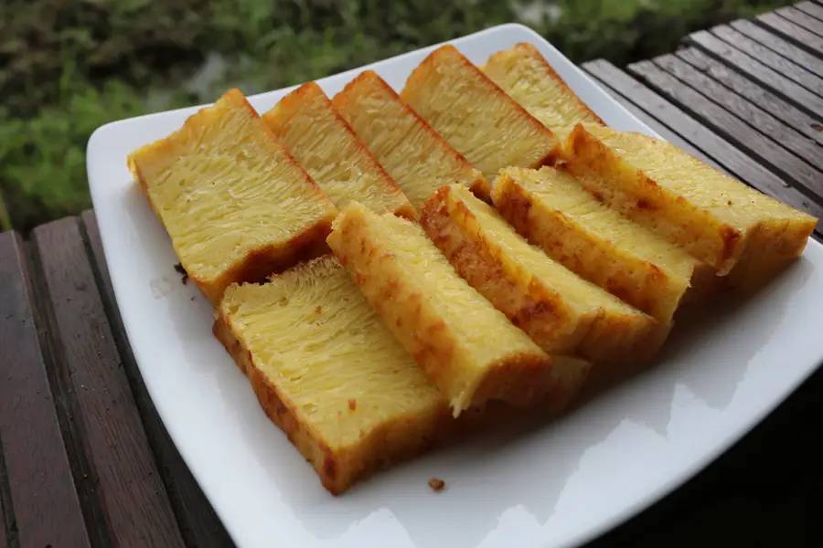 Bika Ambon