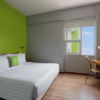 Whiz Hotel Malioboro Yogyakarta - Bedroom