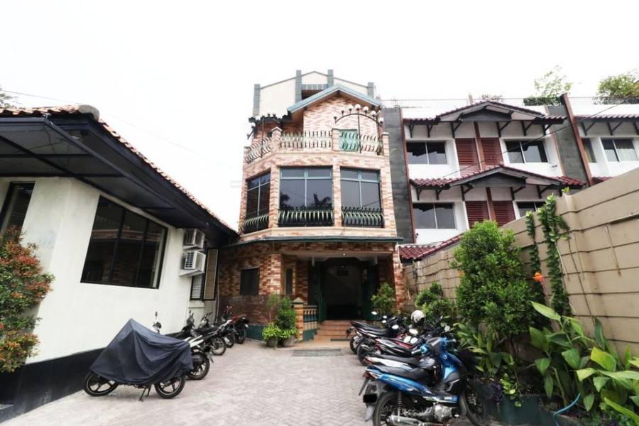 Cempaka Residence By NamRoom

