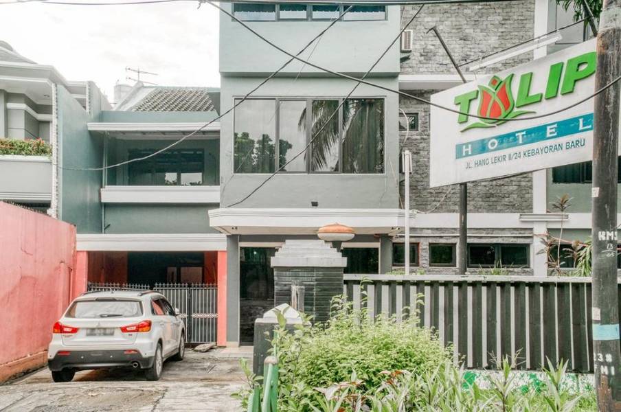RedDoorz near Plaza Senayan
