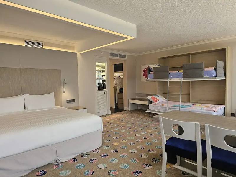Concorde Hotel Singapore - Bedroom