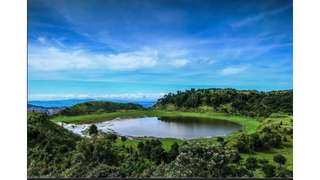 Bukit Skoter: Daya Tarik dan Info Menarik Lainnya!, Mas Bellboy