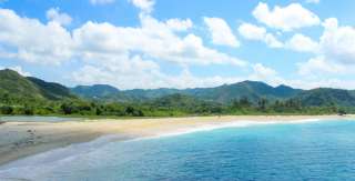 Pantai Mekaki: Daya Tarik dan Info Menarik Lainnya!, Mas Bellboy
