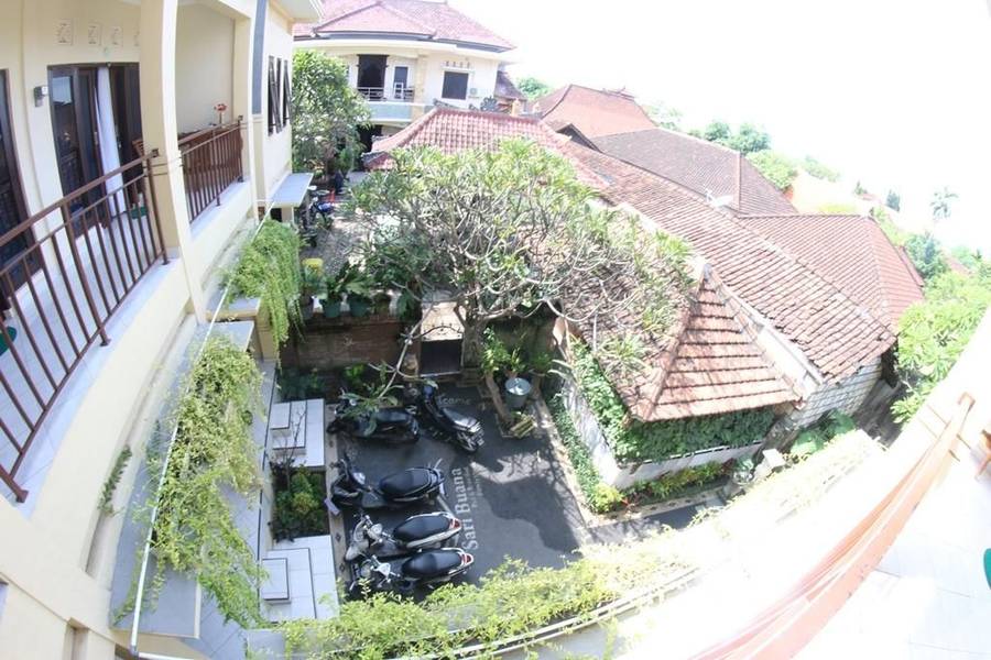 Sari Buana Bed & Breakfast 
