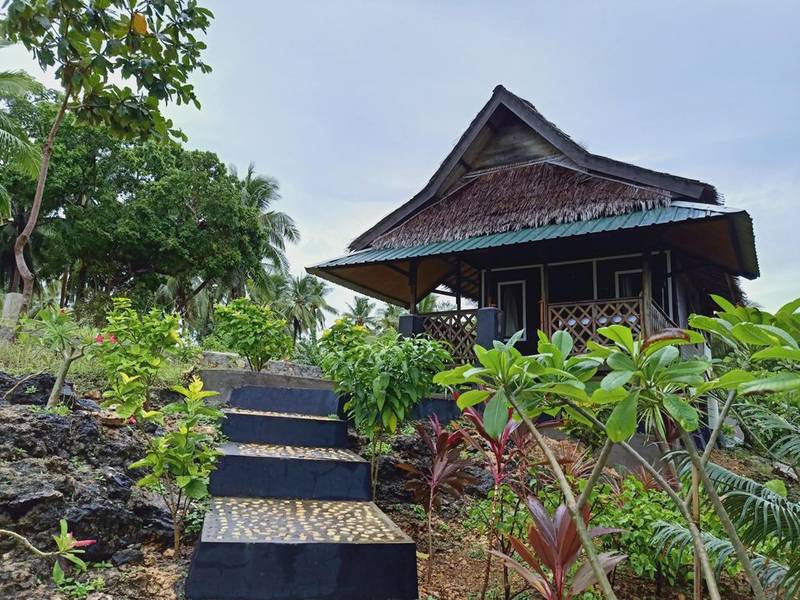 Sunari Beach Resort Selayar

