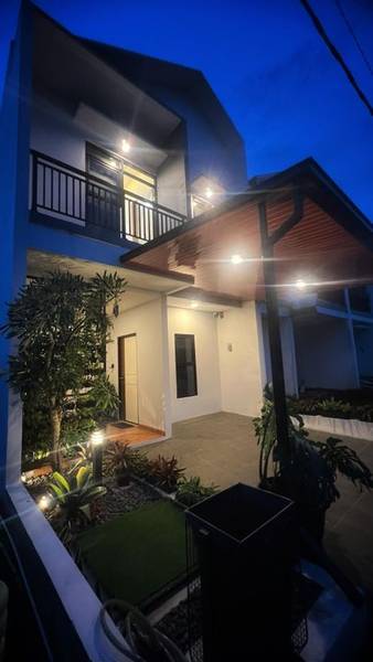 West Castle Padalarang
