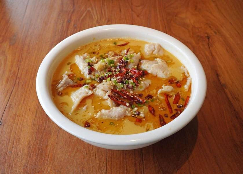 Đặc sản Tứ Xuyên Trung Quốc cá cải chua mềm mại với nước dùng chua cay đậm đà