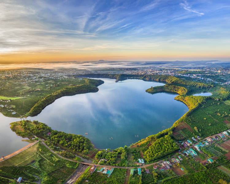 san-van-dong-Pleiku