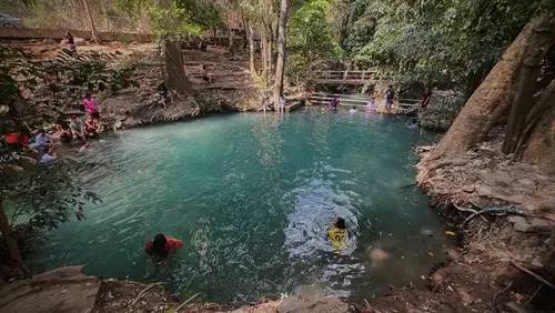 ที่เที่ยวเขาใหญ่ - บ่อน้ำผุดเขาใหญ่
