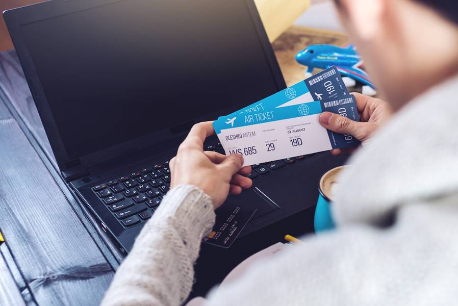 Perbedaan E-Ticket dan Tiket Konvensional
