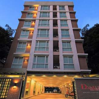 D Varee Montara Thonglor 25