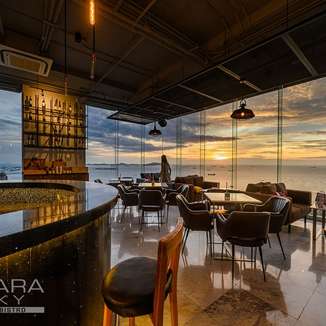 Oakwood Hotel and Residence Sri Racha