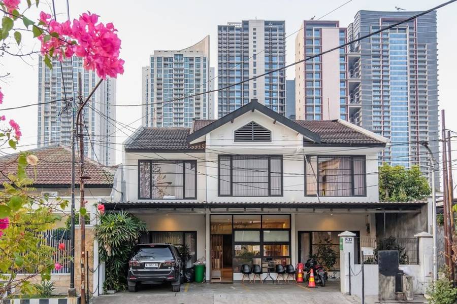 Mono Coliving Kencana
