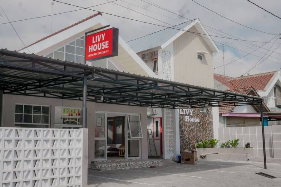 Livy House by Yurooms.id
