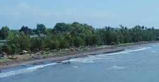 Pesona Pantai Gumuk Kantong dan Rekomendasi Hotel Sekitarnya, Mas Bellboy