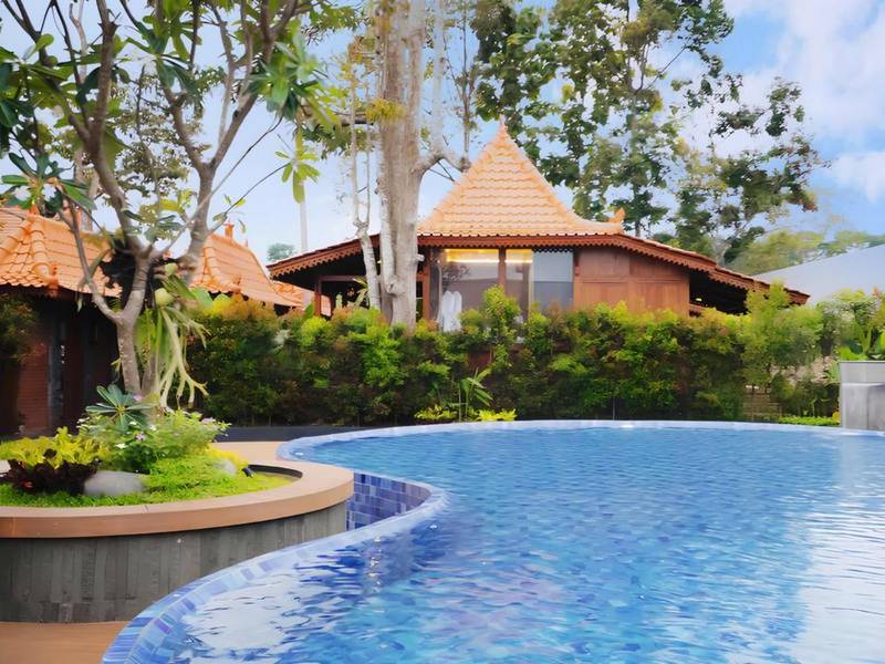 Karenina Agung Resort
