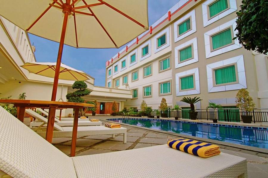 Rocky Plaza Hotel Padang - Rekomendasi Hotel Instagramable di Padang