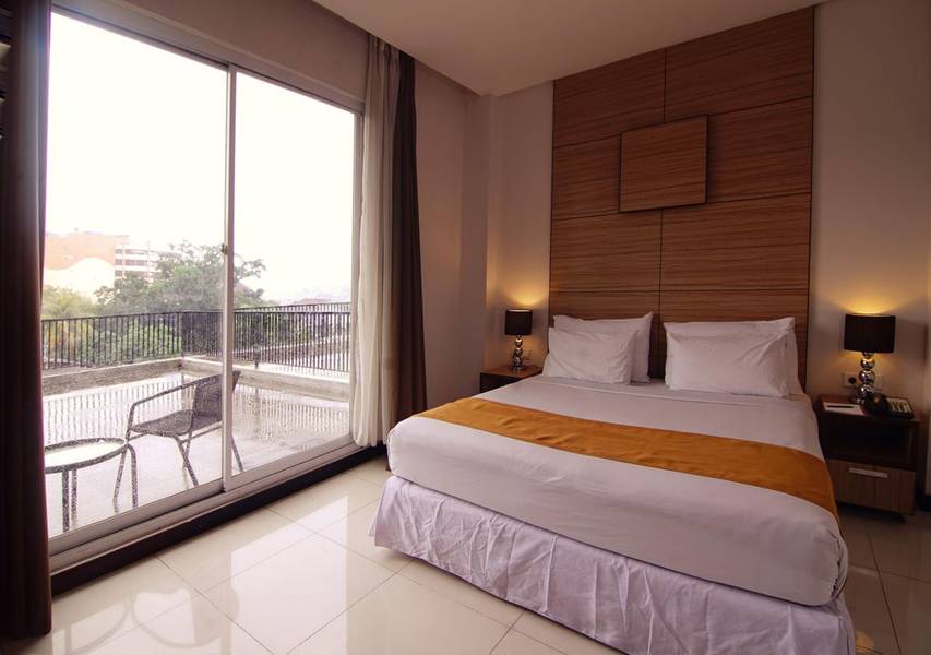 Royal Hotel Bogor
